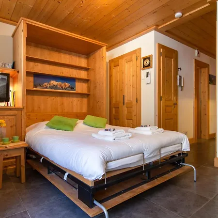 Arsene No 1 - Happy * Chamonix