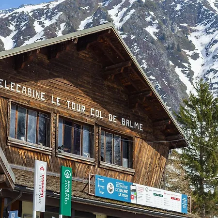 Arsene1 Mont Blanc Views 3-min To - Happy Chamonix